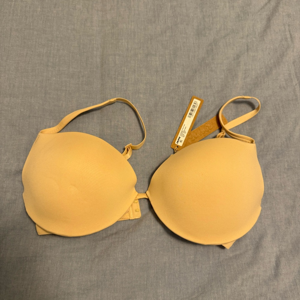 NWT Women’s SKIMS Bra 34C